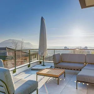 Apartment Serenity - 3 Bedroom Floor Parking & View Terrace, Annecy